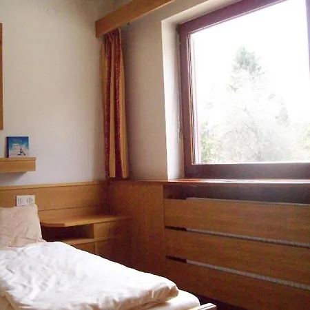 Schweizerhof Guest house Leutasch