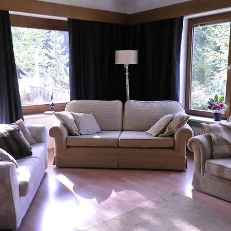 Schweizerhof Guest house Leutasch