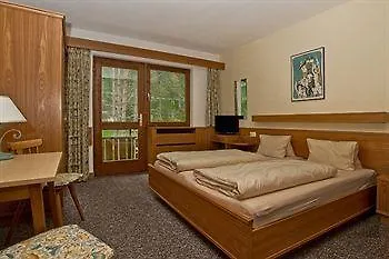 Pensionat Schweizerhof 3*