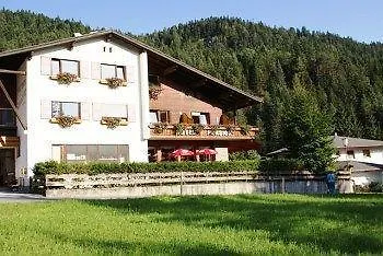 Schweizerhof 3*